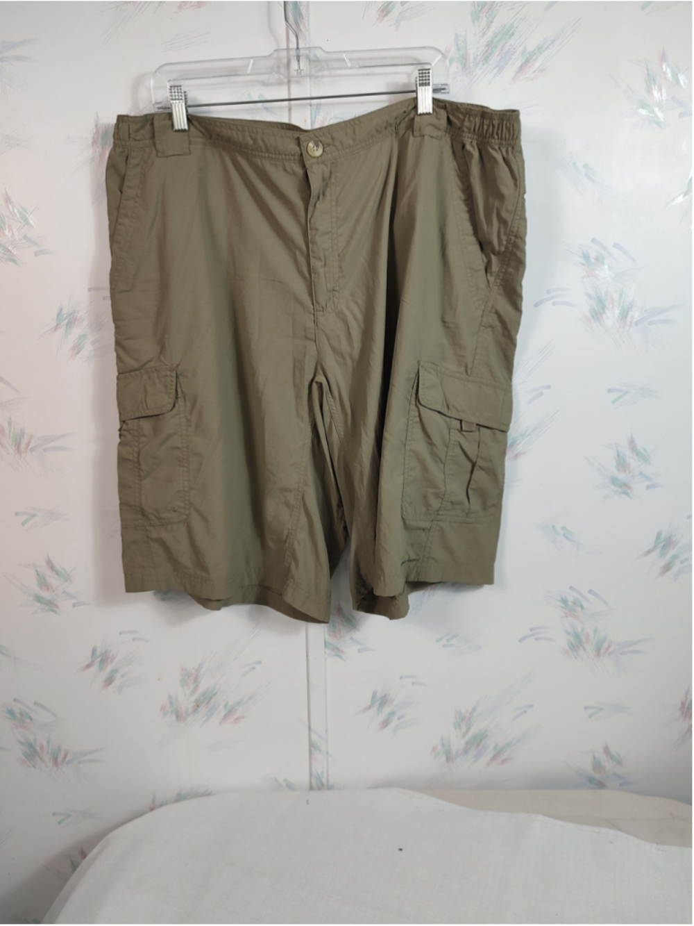 Men's Columbia Titanium Cargo Shorts Tan XXL